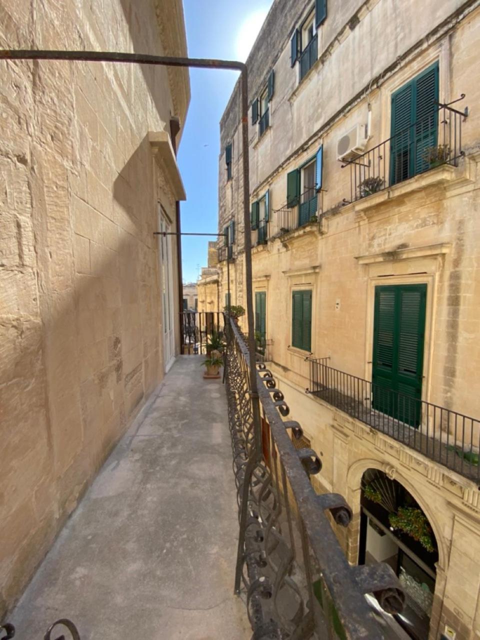Roiss Haus Suites Lecce Esterno foto
